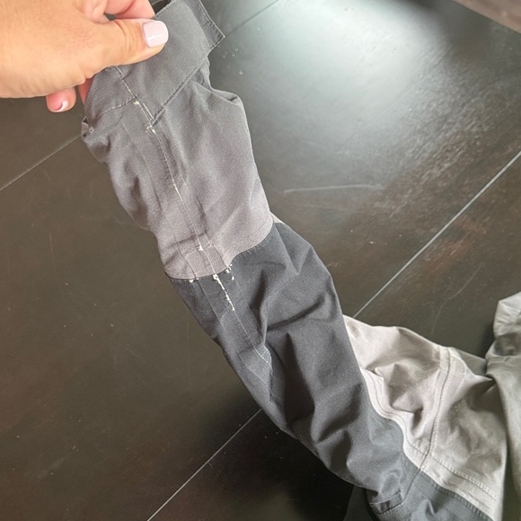 The North Face Kids 2 in 1 Hyvent Jacket - Picture 9 of 10